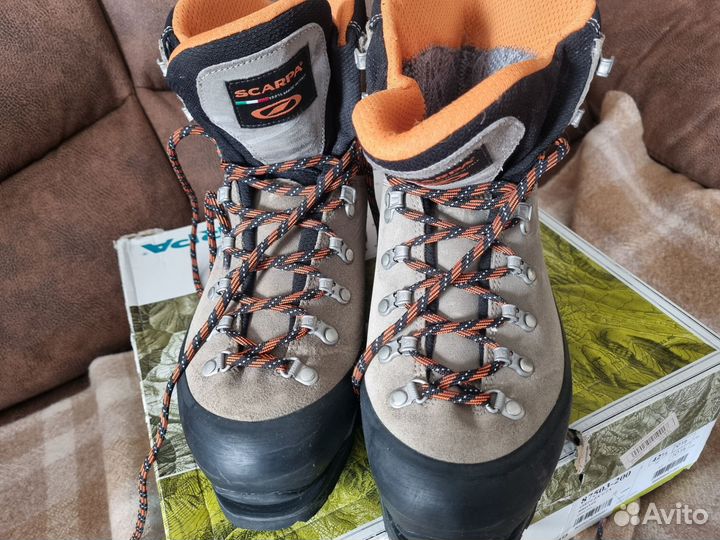 Ботинки для горного туризма