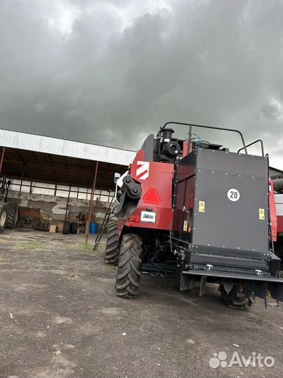 Комбайн Ростсельмаш Vector 410, 2017