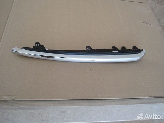 Молдинг переднего бампера правый Mazda 6 GJ GL 18