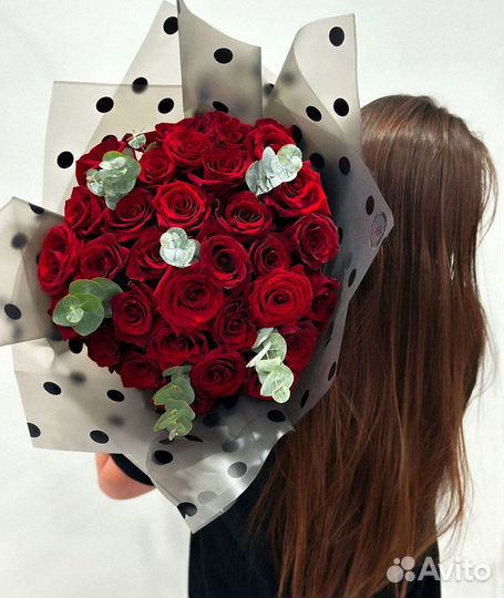 Розы красные