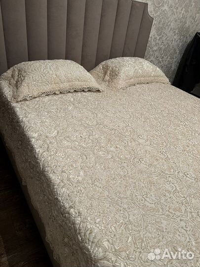 Покрывало на кровать