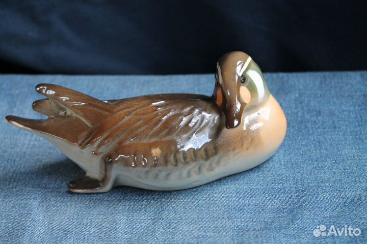 Фарфоровая статуэтка. Утка. лфз