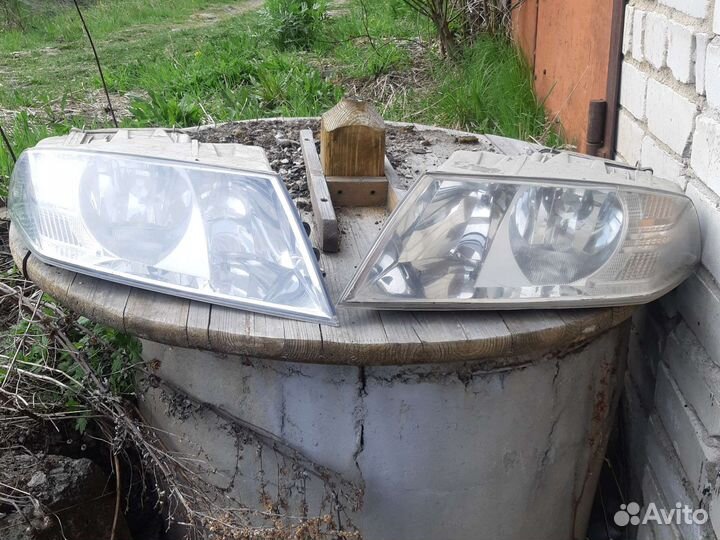 Фары передние 2 шт