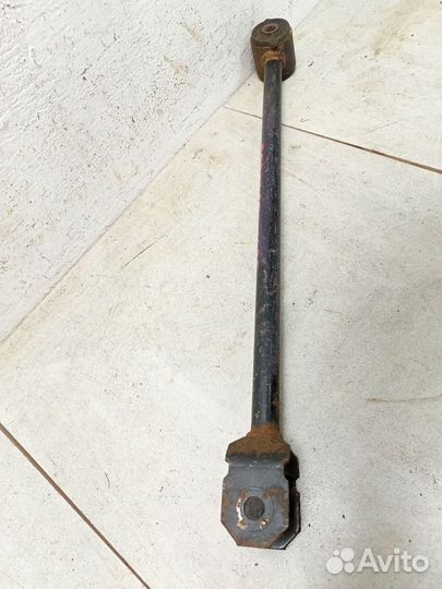 Тяга задняя продольная