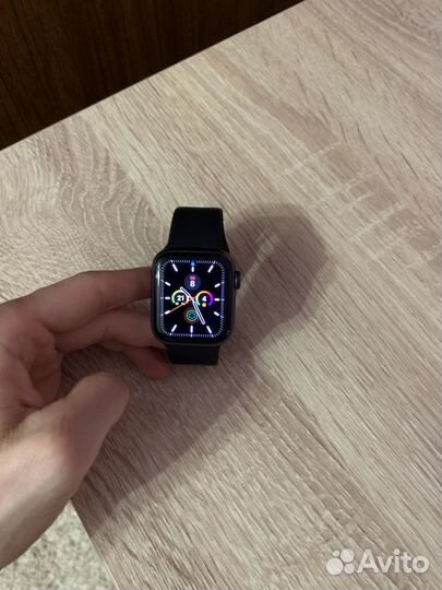 Часы apple watch se 40 mm