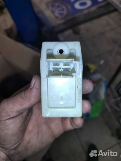 Резистор печки Ford Focus 1