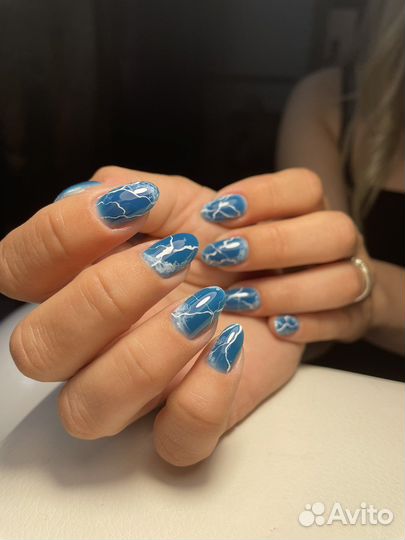 Маникюр с покрытием гель-лаком