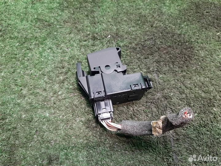 Кнопка стояночного тормоза Renault Scenic 3 (JZ)