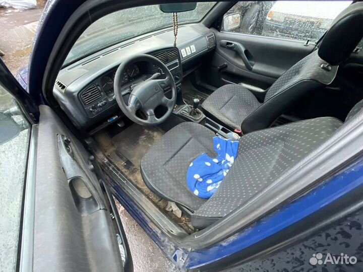 В разборе volkswagen passat b4 1995 1.8 МКПП