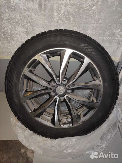 Комплект зимних колес 235/55 r19