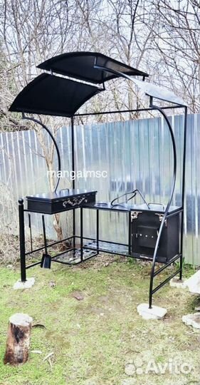 Мангал с крышей