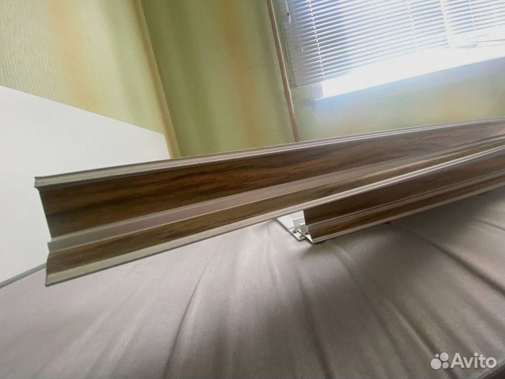 Гардина алюминиевая настенная