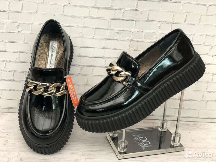 Школьные Лоферы Tifflani лаковые 35р