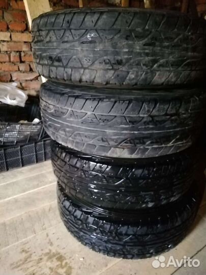 Dunlop Grandtrek AT3 215/70 R16 100