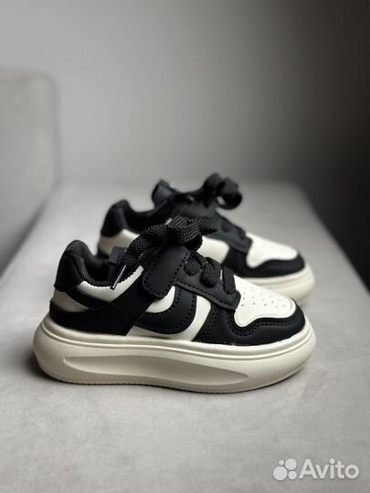 Детские кросовки 24-26-27-51