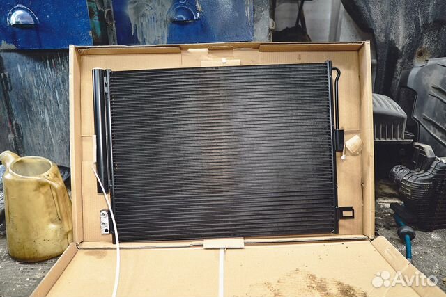 Радиатор кондиционера Renault