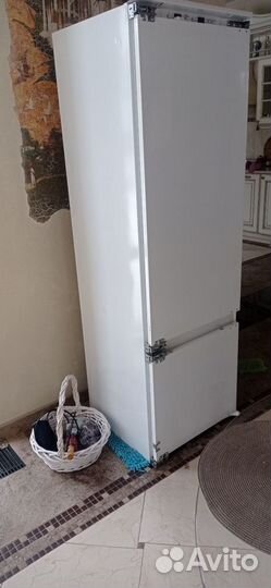 Холодильник бу, AEG, встраиваемый