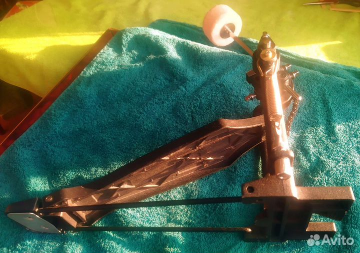 Педаль для бас-бочки