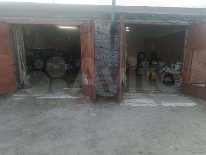 Гараж, > 30 м²