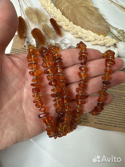 Бусы из натуральных камней янтарь