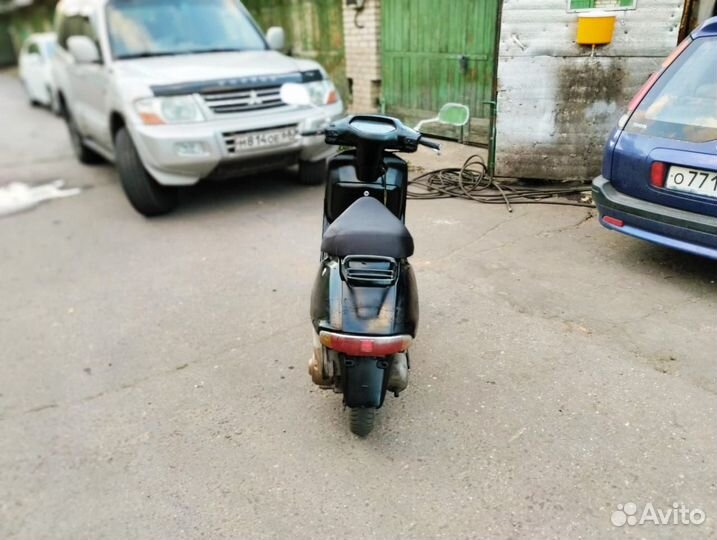 Скутер Honda elit90