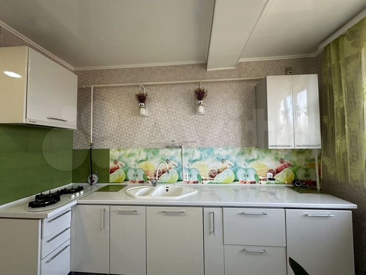 2-к. квартира, 106 м², 4/4 эт.