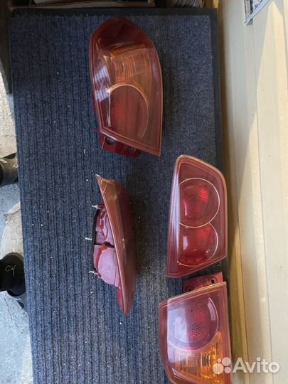 Фонарь Фонари задние на Митсубиси дансер 10