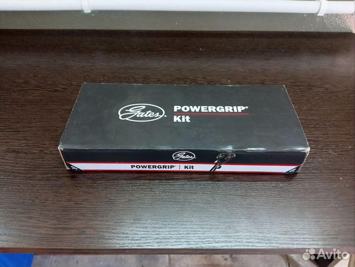 Комплект ремня грм с роликами Gates K015479XS