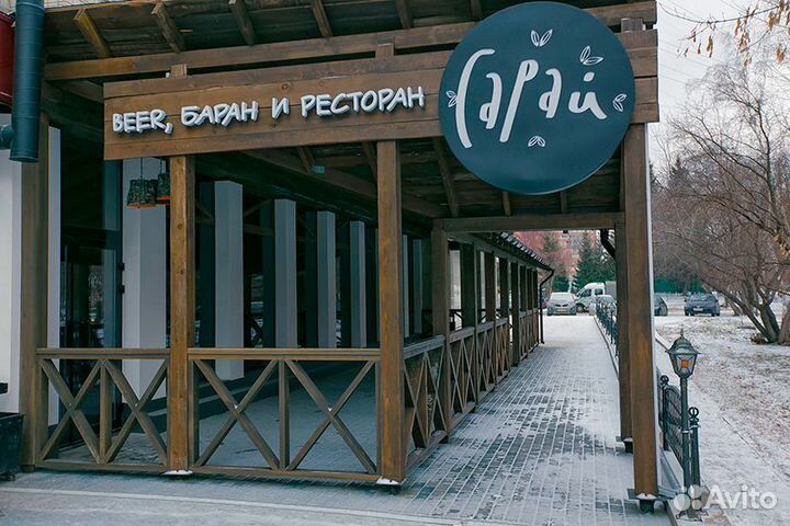 Старший официант (ресторан Сарай)