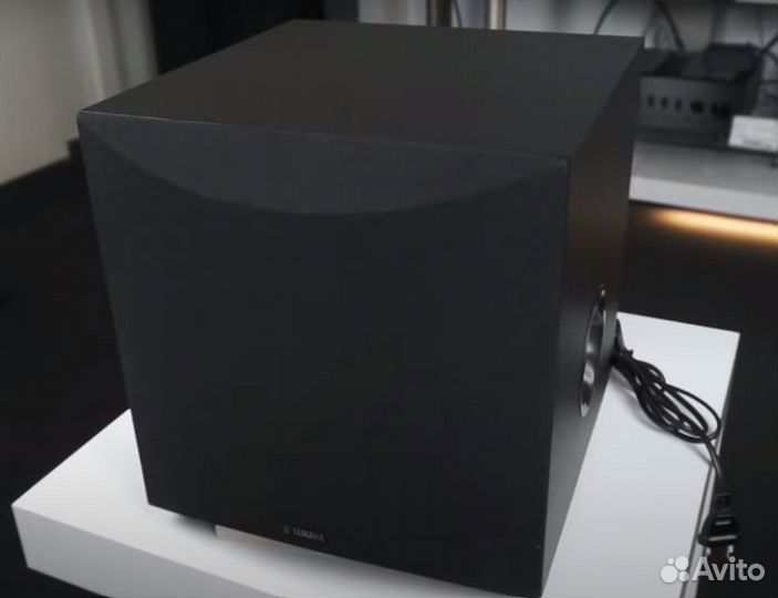 Активный сабвуфер Yamaha NS-SW050