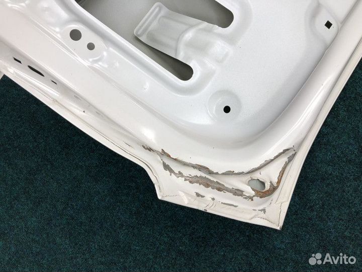 Крышка багажника Kia Sorento 4