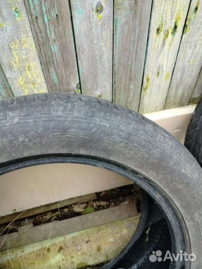 Goodyear Eagle F1 AT 255/55 R20 и 255/55 R20