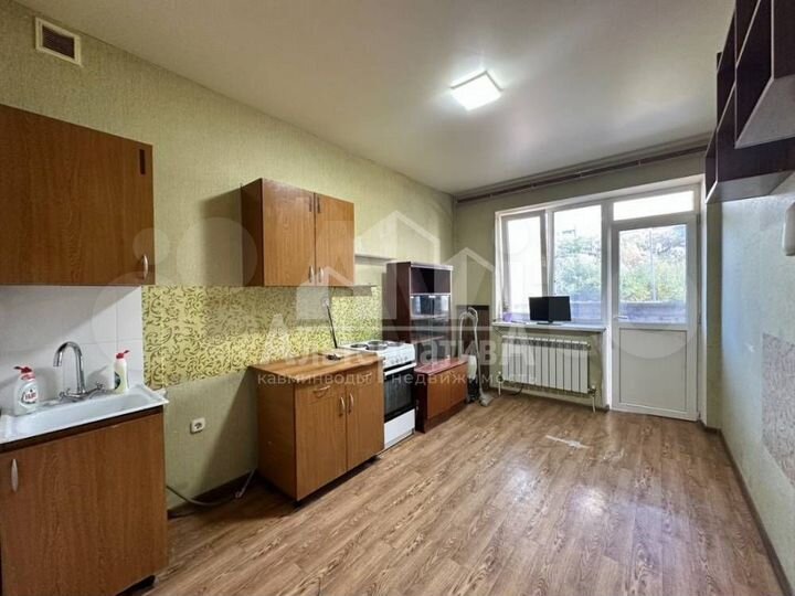 1-к. квартира, 37 м², 1/3 эт.