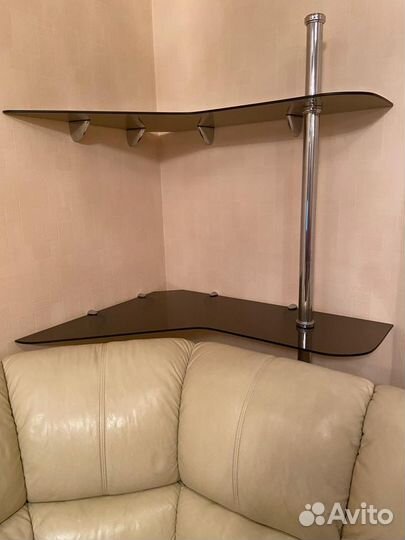 Полочка настенная угловая