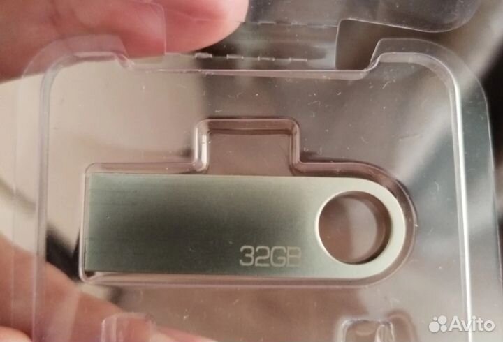 USB флешка новая