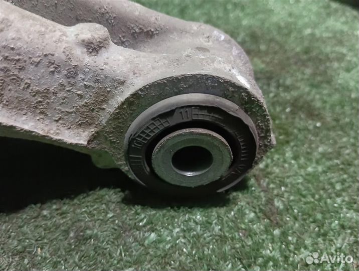 Рычаг задний поперечный правый Citroen C5 2009