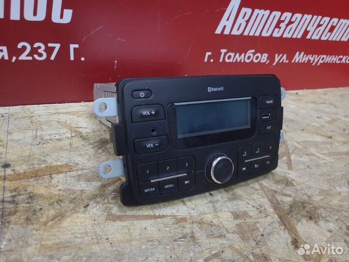 Магнитола штатная LADA X-Ray