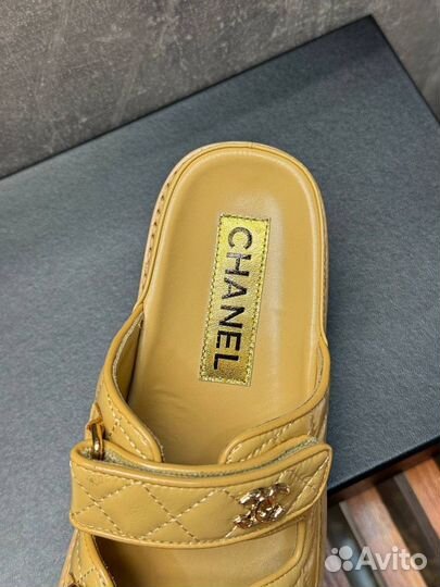 Шлепанцы Chanel