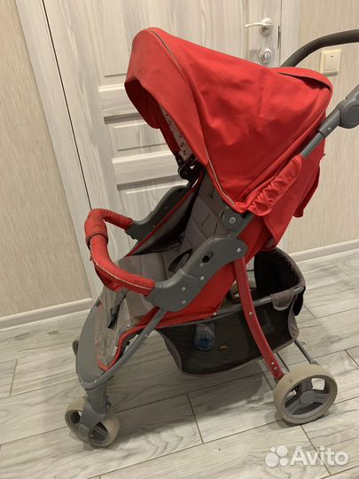 Прогулочная коляска