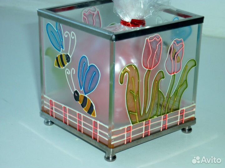 Подсвечник и свечка