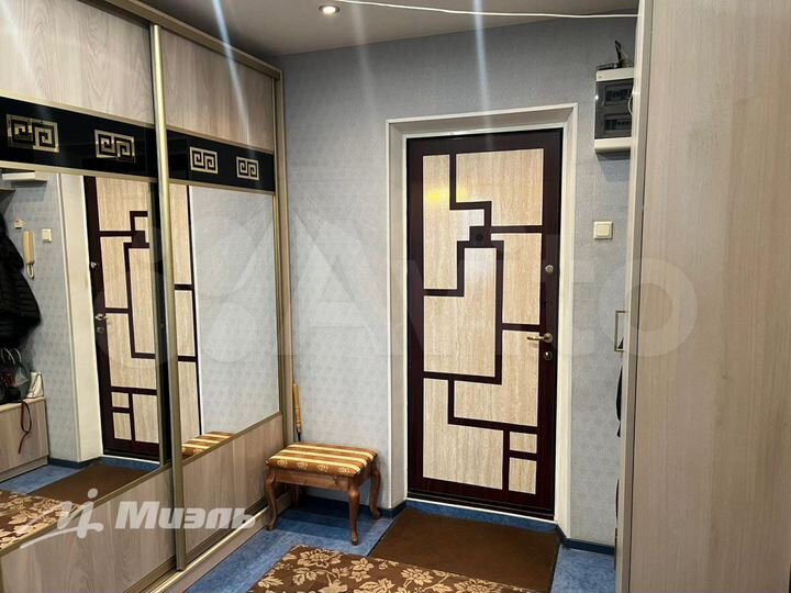 3-к. квартира, 82 м², 10/17 эт.