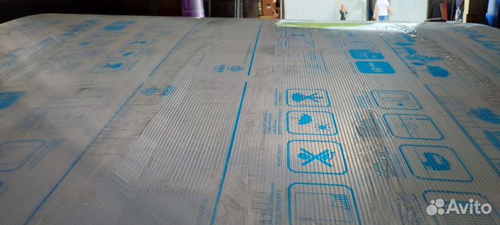 Сотовый поликарбонат толщиной 6