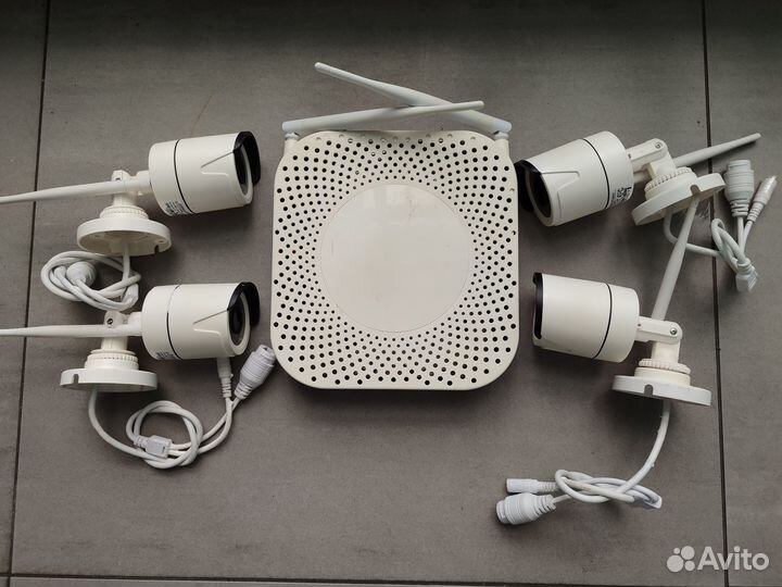 Комплект видео наблюдения Zodikam KIT4WS1