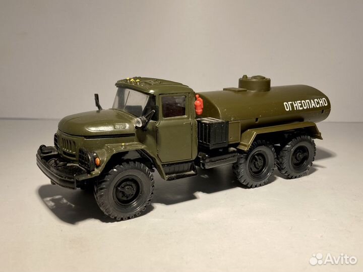 Масштабная модель зил-131 бензовоз 1:43 Элекон