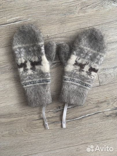 Варежки шерстяные женские