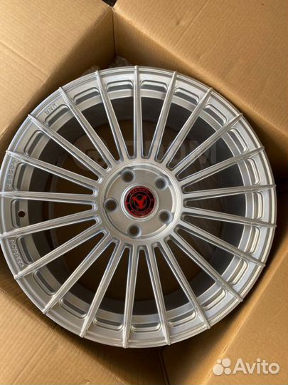 Диск литой Replica UNR R18 5*114.3 Mazda Honda