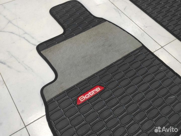 Коврики салона резиновые Audi Sotra