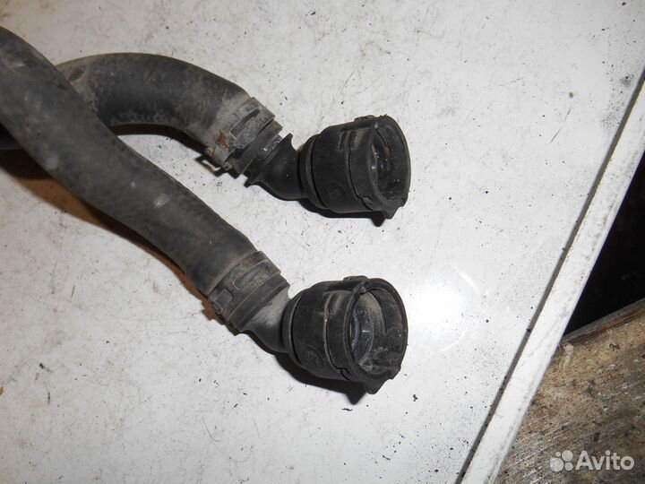 Патрубок тосольный Volkswagen Golf 4