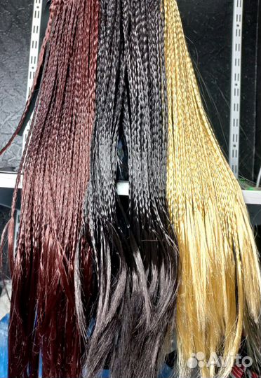 Волосы на заколках реалистичные