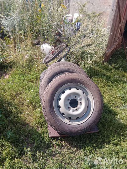 Колеса на ниву